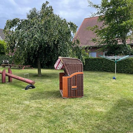Ferienwohnungen Wiek, Haus Luv & Lee Wiek auf Rügen Exterior foto